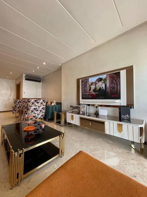 Appartement De Luxe A Peninsula Касабланка Экстерьер фото